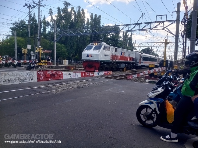 Treinongeluk in Jakarta heeft 15 doden en ongeveer 100 gewonden gekost