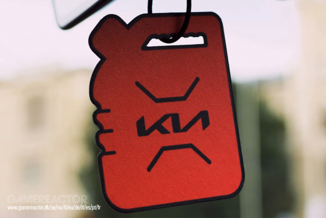 Kia deelt luchtverfrissers die naar benzine ruiken uit aan hun nieuwe EV-klanten