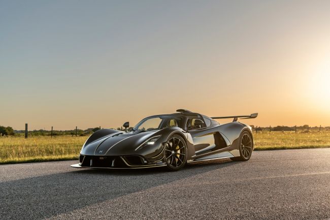 Hennessey unveils bare carbon Venom F5 Revolution Roadster