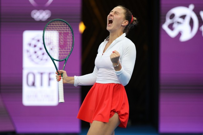 De Oekraïense speelster Marta Kostyk weigert Sabalenka te begroeten in de finale van Brisbane: "Er zijn duizenden zonder licht en warm water"