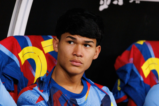 Voormalig Barça-juweel Dro schrijft geschiedenis bij PSG met zijn eerste doelpunt in Frankrijk
