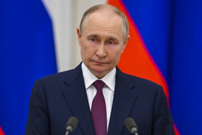 Rusland verwerpt Trump's "papieren tijger"-claim en beweert economische en militaire kracht