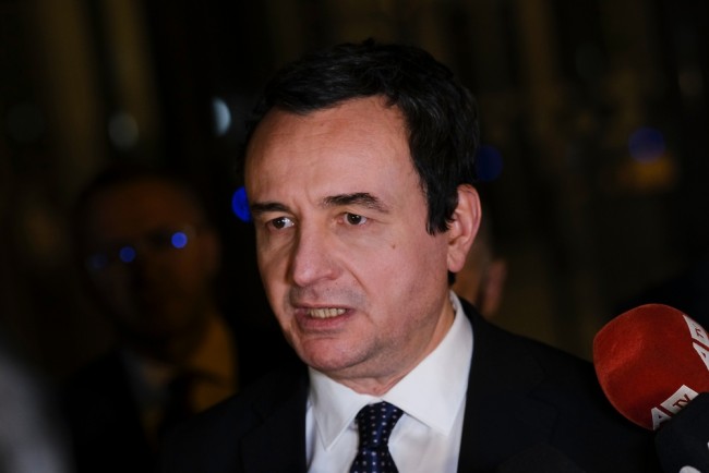 Kosovo premier Albin Kurti wint vervroegde verkiezingen en beëindigt politieke impasse