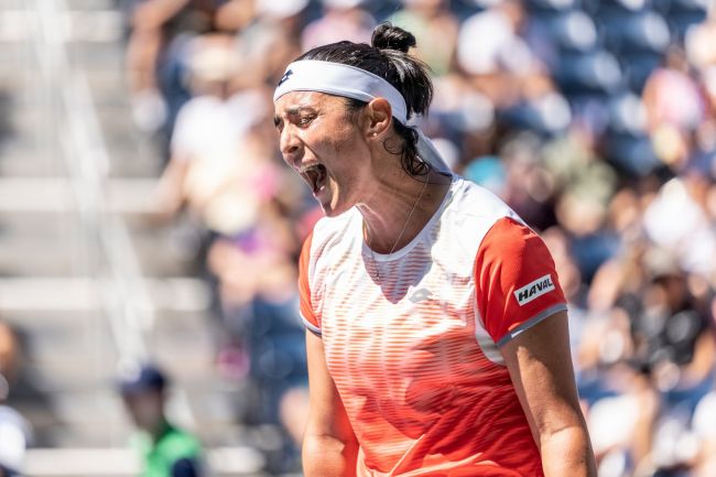 Ons Jabeur kondigt langere pauze van tennis aan vanwege zwangerschap: "We verwelkomen onze kleinste teamgenoot"