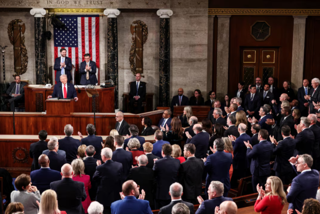 Trump roept "gouden tijdperk" uit in State of the Union