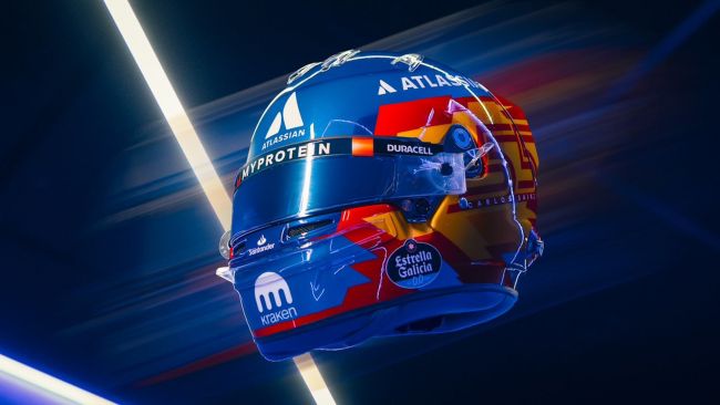 Het tijdperk van Carlos Sainz in Williams begint: eerste blik op zijn helm voor het seizoen 2025