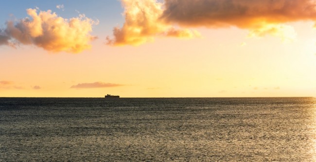 Drone-waarnemingen boven Noord-Duitsland wijzen op een vrachtschip dat later in Rusland aanmeerde