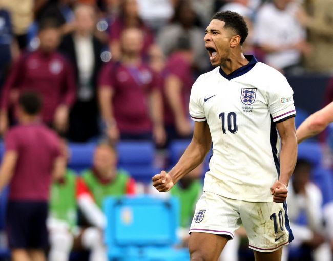 Engeland benoemt internationale ploeg voor laatste WK-kwalificatiewedstrijden: Jude Bellingham en Phil Foden ontvangen oproepen