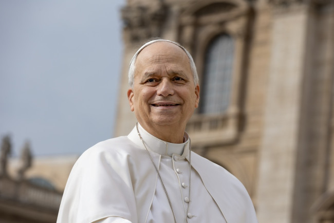 Paus Leo veroordeelt Trumps dreigement tegen Iran om "een hele beschaving te vernietigen" als "werkelijk onaanvaardbaar"