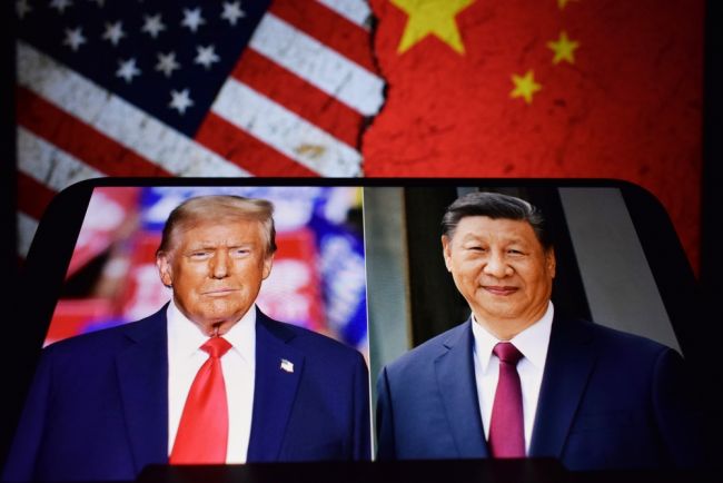 Donald Trump zal deze week naar China reizen om bemiddeling te zoeken in het conflict met Iran