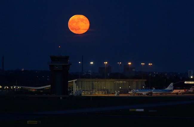 Massale drone-aanval verstoort 5 Deense luchthavens in de nasleep van de sluiting van Kopenhagen