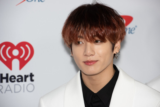 BTS-stalker die 133 keer op Jungkooks deurbel drukte, kan worden uitgezet