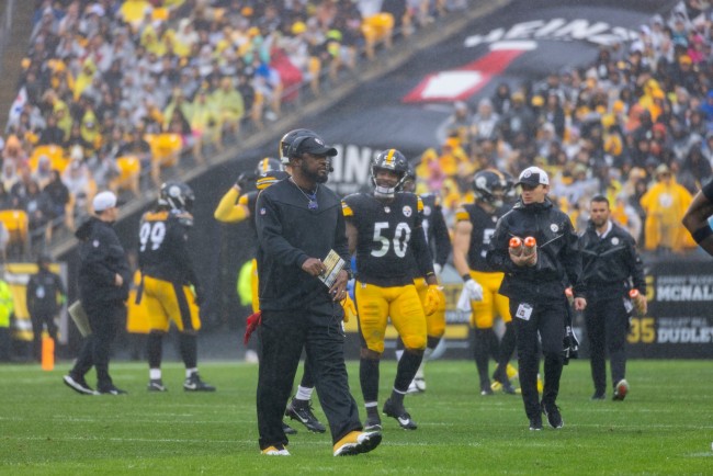 Langstzittende NFL-manager Mike Tomlin verlaat de Pittsburgh Steelers na 19 jaar