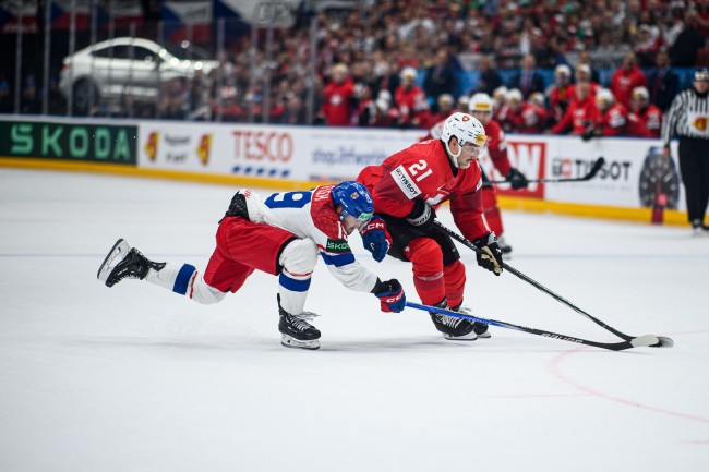 De ijshockeyarena voor de Olympische Winterspelen is nog steeds niet af, enkele dagen voor het evenement