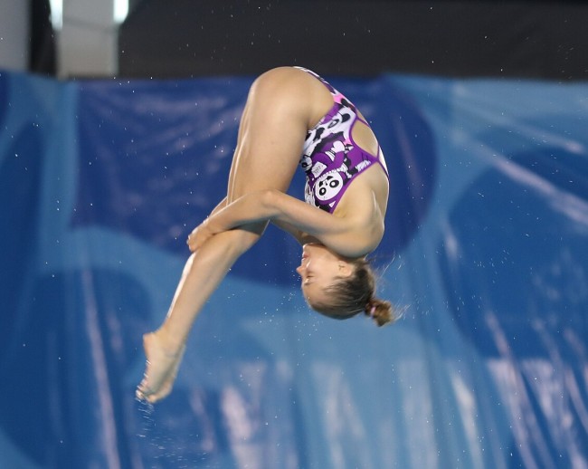Oekraïense duiker veroorzaakt verontwaardiging en "diepe verontwaardiging" wanneer ze van loyaliteit wisselt naar Rusland