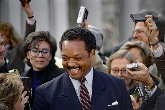 Jesse Jackson, icoon van burgerrechten en tweevoudig presidentskandidaat, overlijdt op 84-jarige leeftijd