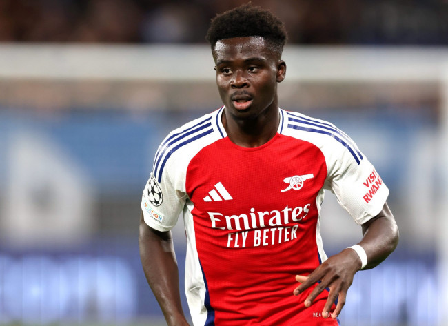 Arsenal heeft Bukayo Saka tot 2031 vastgesteld, waarmee hij de best betaalde voetballer van het team is