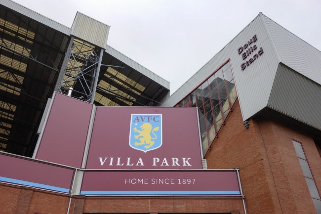 Keir Starmer denkt dat het "de verkeerde beslissing" is om het Aston Villa-stadion te sluiten voor Israëlische supporters