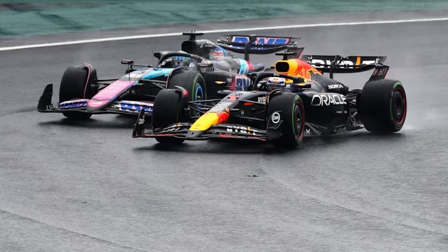 Max Verstappen geeft toe dat Red Bull "nog niet de snelste is" en wil het seizoen stap voor stap afleggen