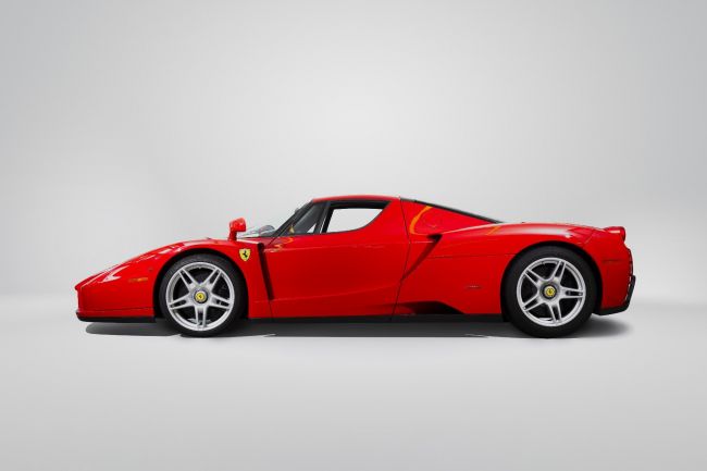 Fernando Alonso auctions his Ferrari Enzo