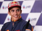 Carlos Sainz beschouwt Marc M&aacute;rquez als de Ayrton Senna van de MotoGP: "Leven in het heden, realiseren we ons niet"