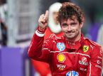 Charles Leclerc won de turbulente Britse Grand Prix, waarbij Antonelli opnieuw geen punten wist te scoren