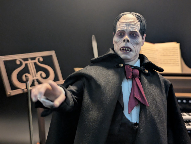 Phantom of the Opera 1/6 Action Figure is een wonder om te aanschouwen.