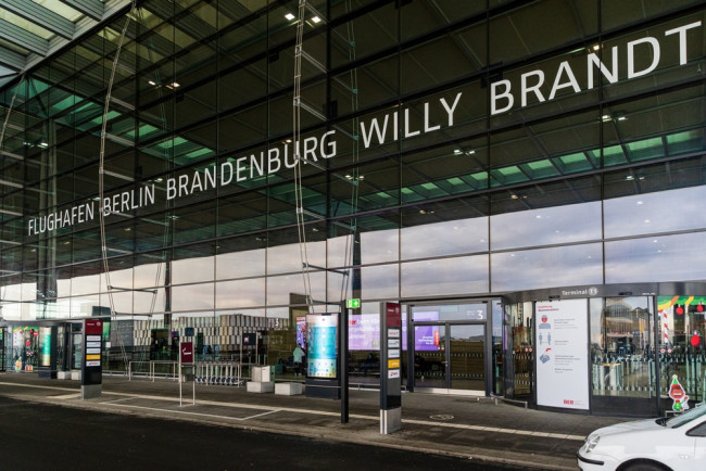 De luchthaven van Berlijn sluit omdat staking de vluchten stopt