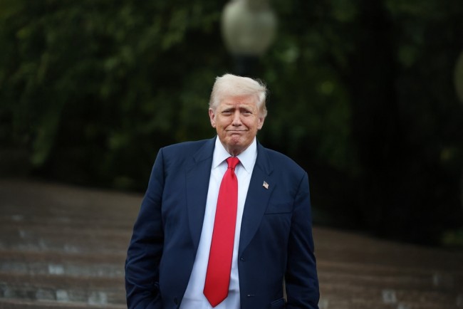 Trump beweert dat het vertrek van Jimmy Kimmel was "omdat hij meer dan wat dan ook slechte beoordelingen had"