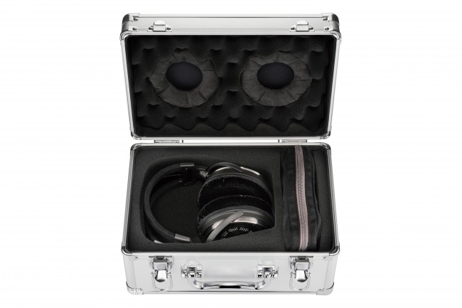 De Audio-Technica ATH-ADX7000 zijn de meest luxueuze hoofdtelefoons van het Japanse merk tot nu toe