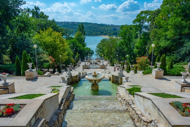Pro-Europese Unie-partij wint meerderheid van pro-Russische partij in strijd om Moldavië