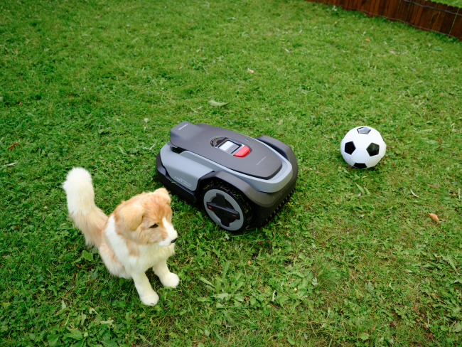 We maakten een reis naar Duitsland om de nieuwe Roborock grasmaaiers line-up te zien