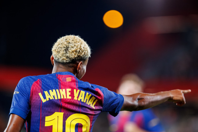 Lamine Yamal spreekt over Julián Álvarez: "Hij past perfect bij Barça's stijl"