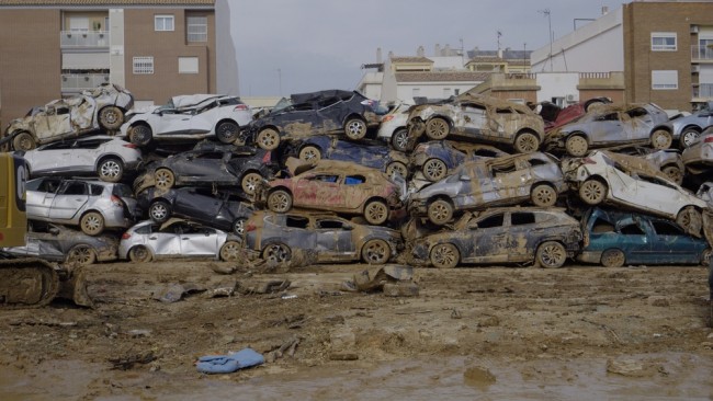 Spanje herdenkt de verjaardag van de overstromingen in Valencia