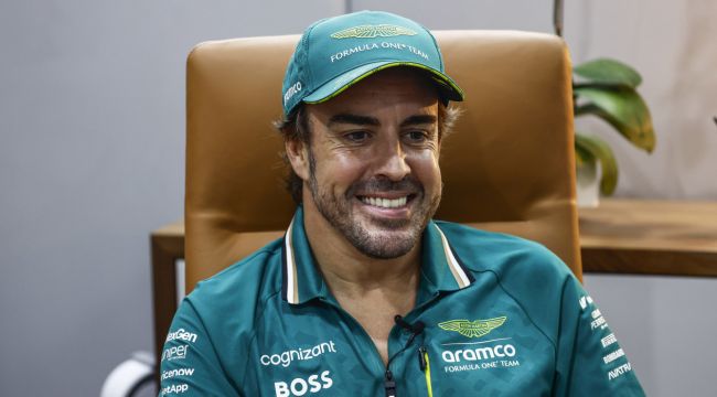 Aston Martin-baas gelooft dat Fernando Alonso in 2027 nog steeds actief zal zijn: "Zijn leeftijd is een kracht"