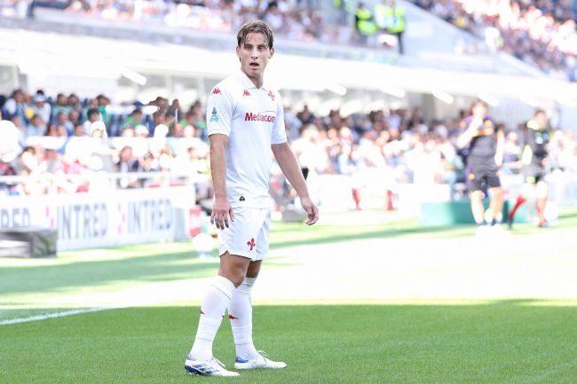 Fiorentina-speler die halverwege de wedstrijd instortte, is wakker en helder en moedigde zijn teamgenoten aan om deze week te spelen