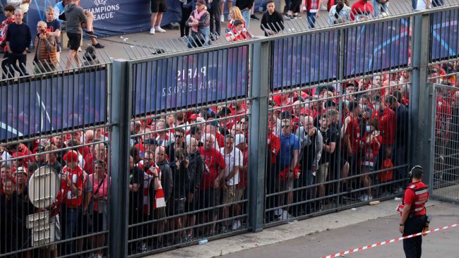 De Franse voormalige minister van Binnenlandse Zaken verontschuldigt zich bij Liverpool-fans voor het feit dat ze als "zondebok" zijn gebruikt tijdens de Champions League 2022