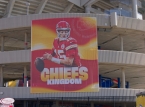 De coach van de Kansas City Chiefs neemt verantwoordelijkheid voor een nederlaag die hen zonder postseason zal laten zitten