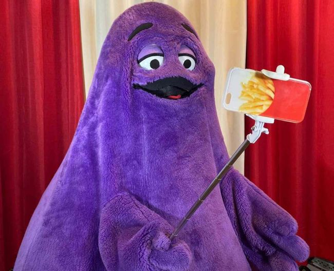 This is why you should avoid the Grimace Shake at all costs