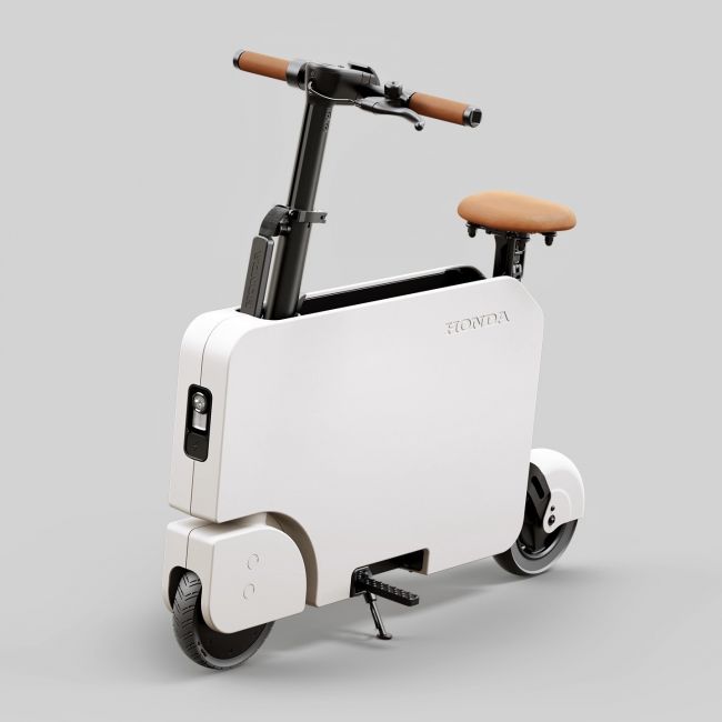 Honda's Motocompacto is an electric scooter you can take anywhere