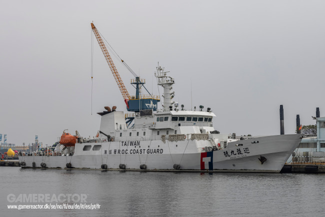 Taiwan neemt een buitenlandse diplomatieke delegatie mee op een kustwachtpatrouille voor de kust van China