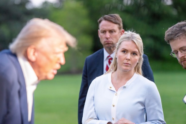 Trump zegt dat militaire macht "altijd een optie" is om Groenland te verkrijgen