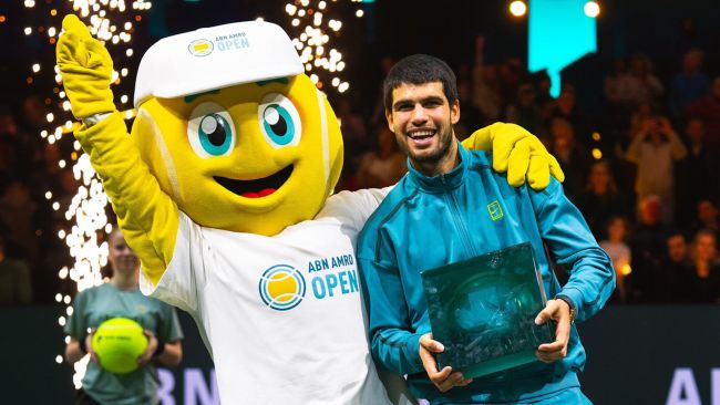 Carlos Alcaraz wint Rotterdam Open: zijn eerste titel in 2025 en een mijlpaal in zijn carrière
