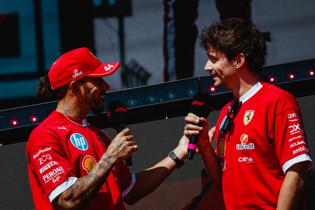Ferrari-coureurs Hamilton en Leclerc maken eerste opmerkingen na schadelijke opmerkingen van hun baas