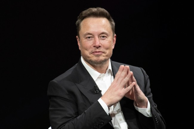 Tesla onthult ongekend loonplan van $ 1 biljoen voor Musk