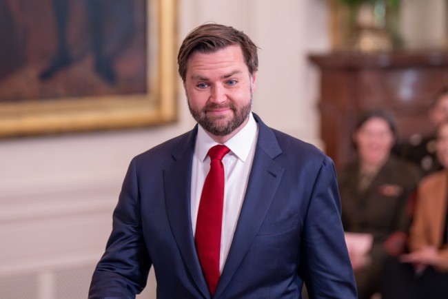 Vance waarschuwt dat de Verenigde Staten "op weg zijn naar een shutdown" na een ontmoeting met Democraten