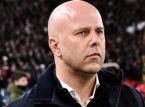 Arne Slot verwacht door te gaan bij Liverpool als ze een Champions League-plek veiligstellen