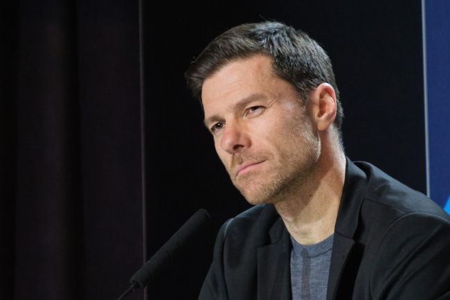 Real Madrid-manager Xabi Alonso regelt de situatie met Vinícius Jr: "Hij sprak vanuit het hart, ik was zeer tevreden"