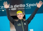 Simon Yates, winnaar van de Giro d'Italia 2025, kondigt zijn verrassende pensioen aan