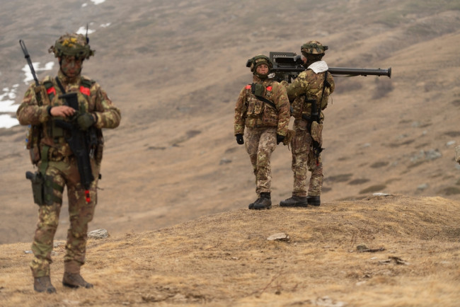 Italië weegt 100.000 troepen toe te voegen voor een grote uitbreiding van de strijdkrachten